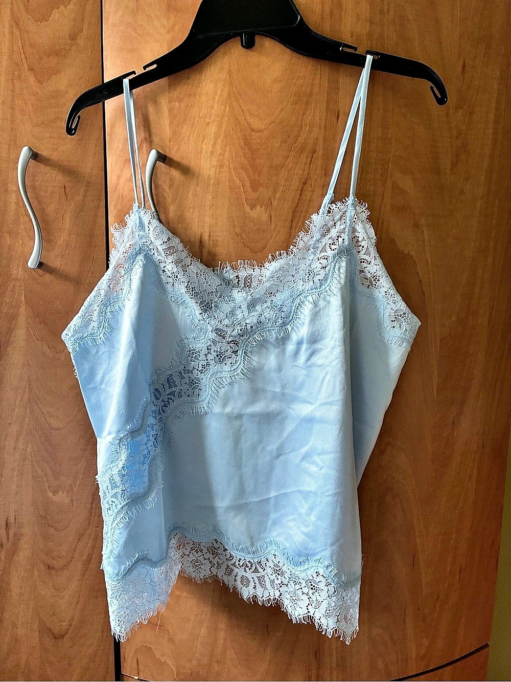 Scoop The Devil Wears Prada Asymmetrical Lace Cami Blue Large NWT